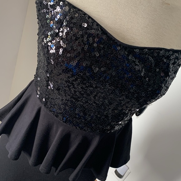 F21 Strapless Sequined Dress - Picture 3 of 10